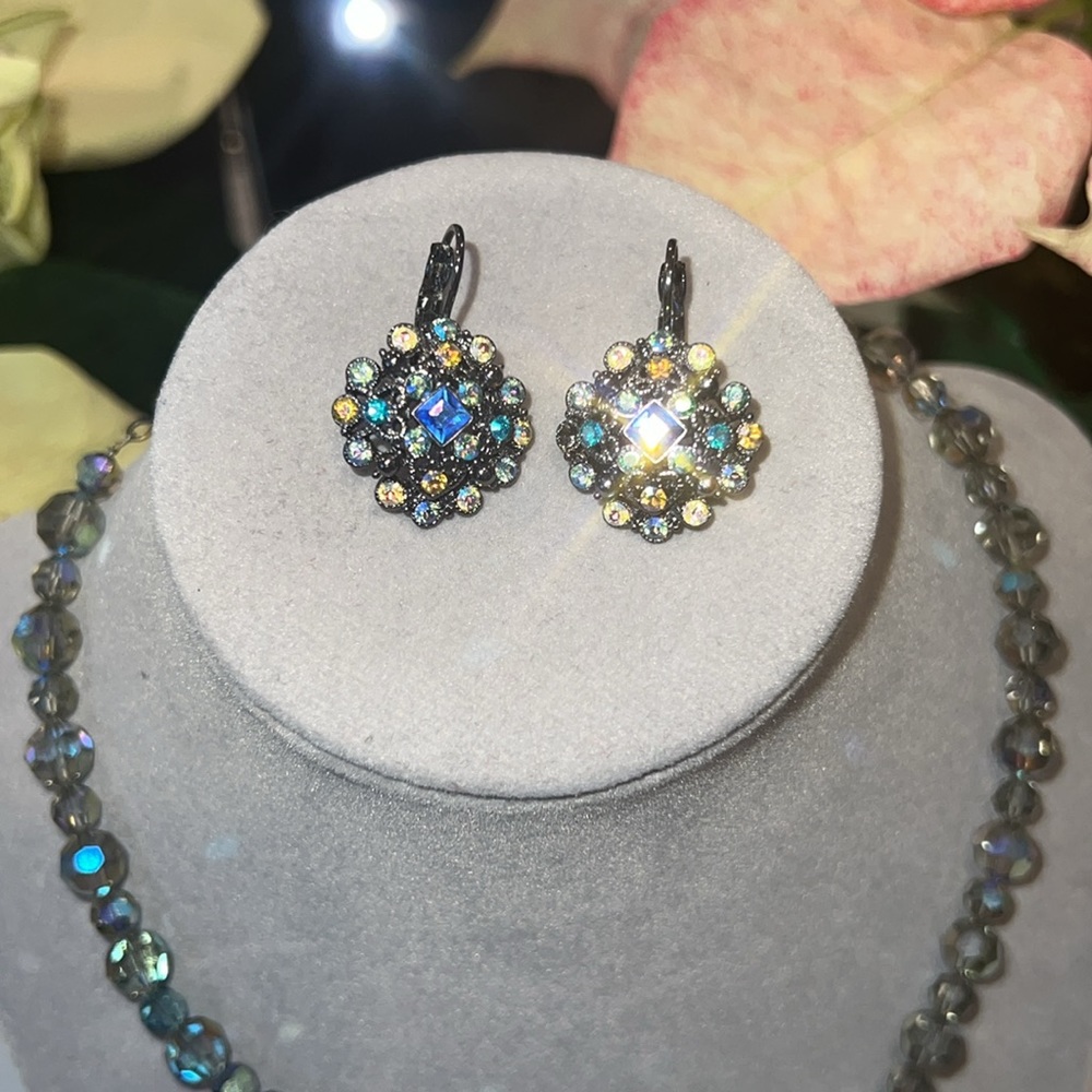 Crystal necklace and earring’s EUC